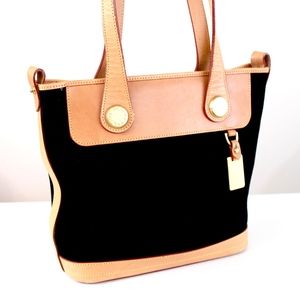 Dooney & Bourke Shoulder Bag!